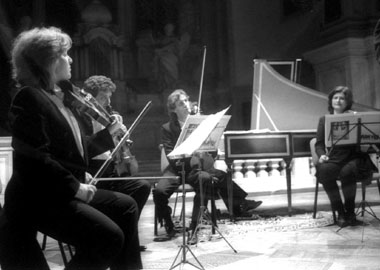 claude136.jpg (22453 octets)
