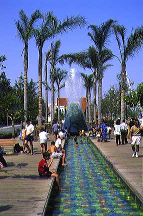 joao44.jpg (27647 bytes)