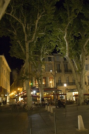 Aix en Pvce de Nuit