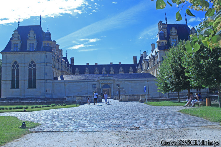 CHATEAU D'ECOUEN 02