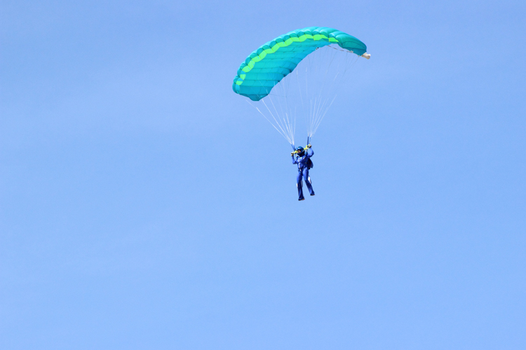 parachutiste