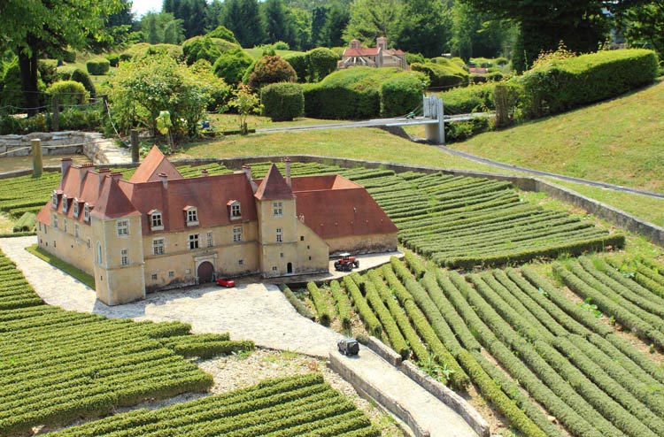 château du clos de vougeot 02