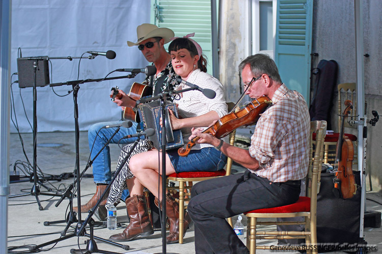 Sarah Savoy Trio