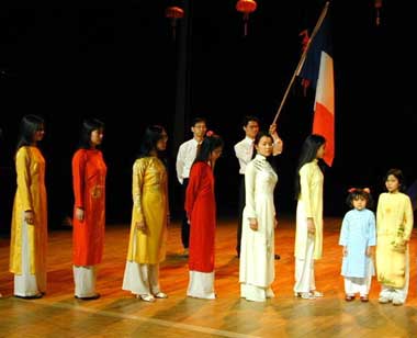 georges103.jpg (14541 octets)