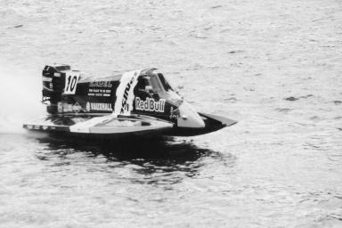 georges77.jpg (16254 octets)