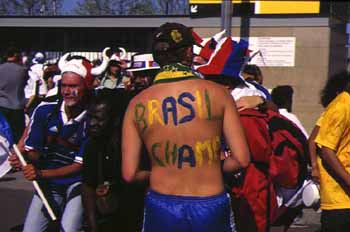 manu11.jpg (14223 bytes)